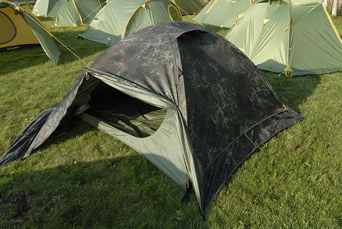 Профессиональная камуфляжная палатка Talberg Camo 2