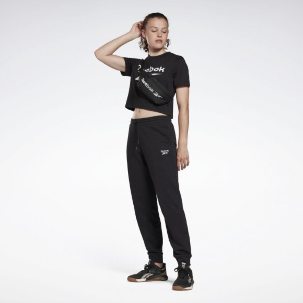 Стильная женская футболка Reebok Ri Crop Tee