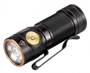 Fenix - Фонарь брелок E18R Cree XP-L HI LED