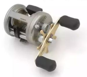 Shimano - Катушка компактная Cardiff 200A