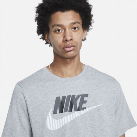 Мужская футболка из хлопка Nike Sportswear