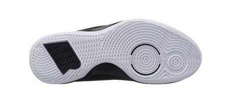 Nike - Стильные кроссовки для мужчин Air versitile III