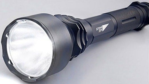 Яркий луч - Ручной фонарь Ballista 2.5 XL-900