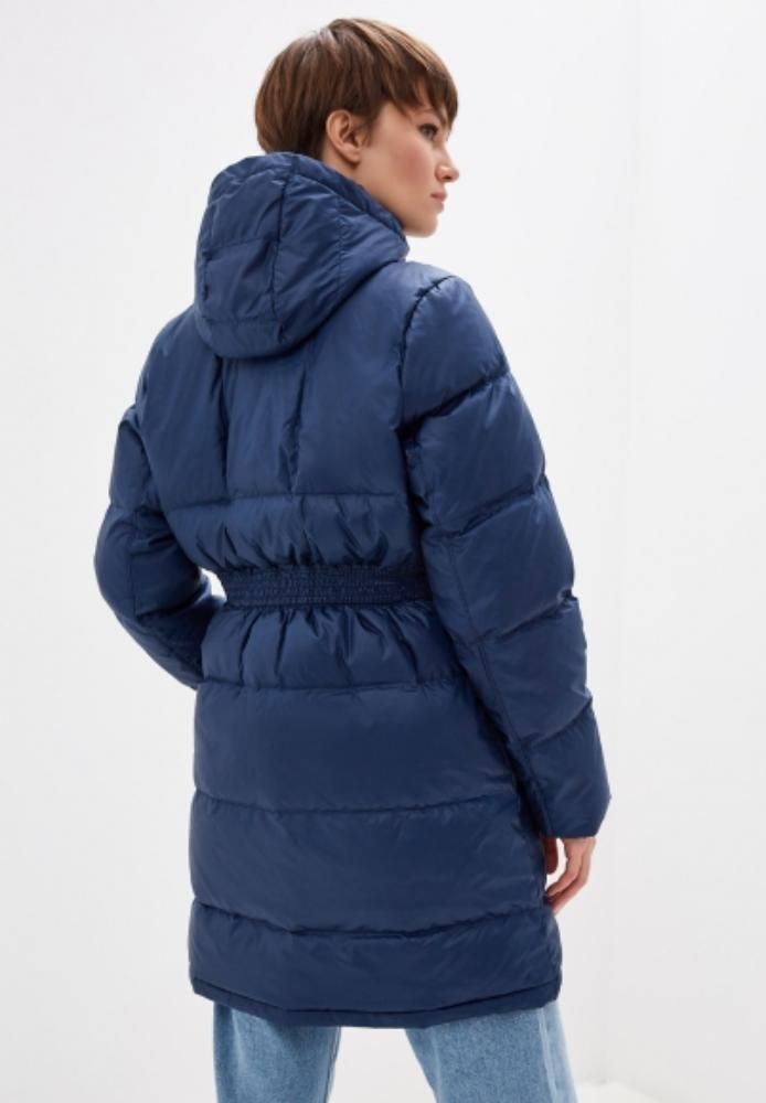 Комфортная женская куртка Reebok Cl Down Jacket Long Conavy