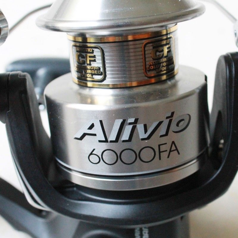 Катушка начального уровня Shimano Alivio FA