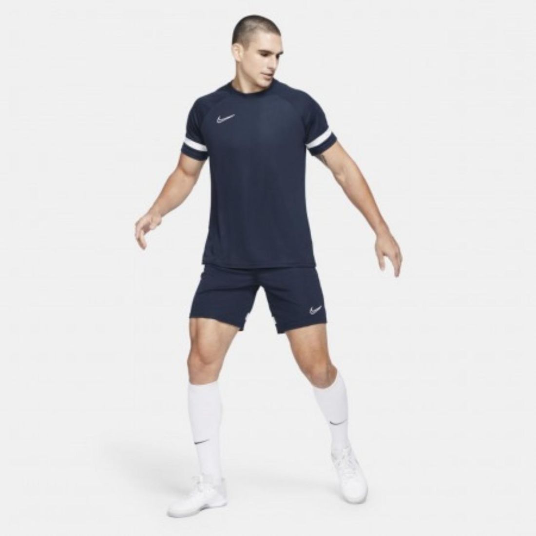 Комфортная мужская футболка Nike Dri-FIT Academy