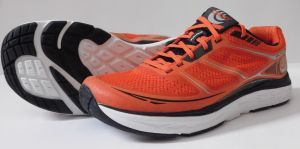 Topo Athletic - Кроссовки с гибкой амортизацией Fli-Lyte-2
