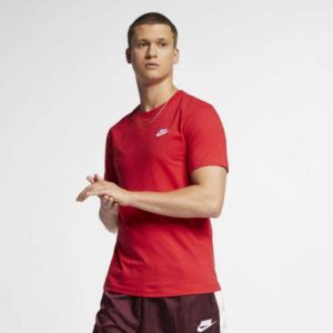 Стильная мужская футболка Nike Sportswear Club