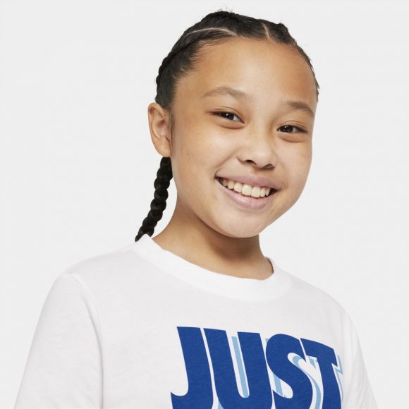 Детская футболка Nike Sportswear Детская футболка Nike Sportswear