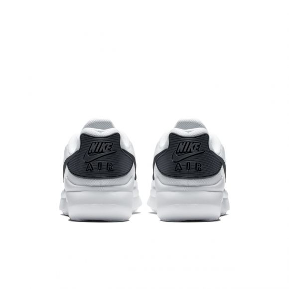 Женские кроссовки Nike Air Max Oketo